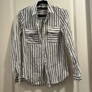 Express women “the city shirt”stripe button down long sleeve size XXS white grey
